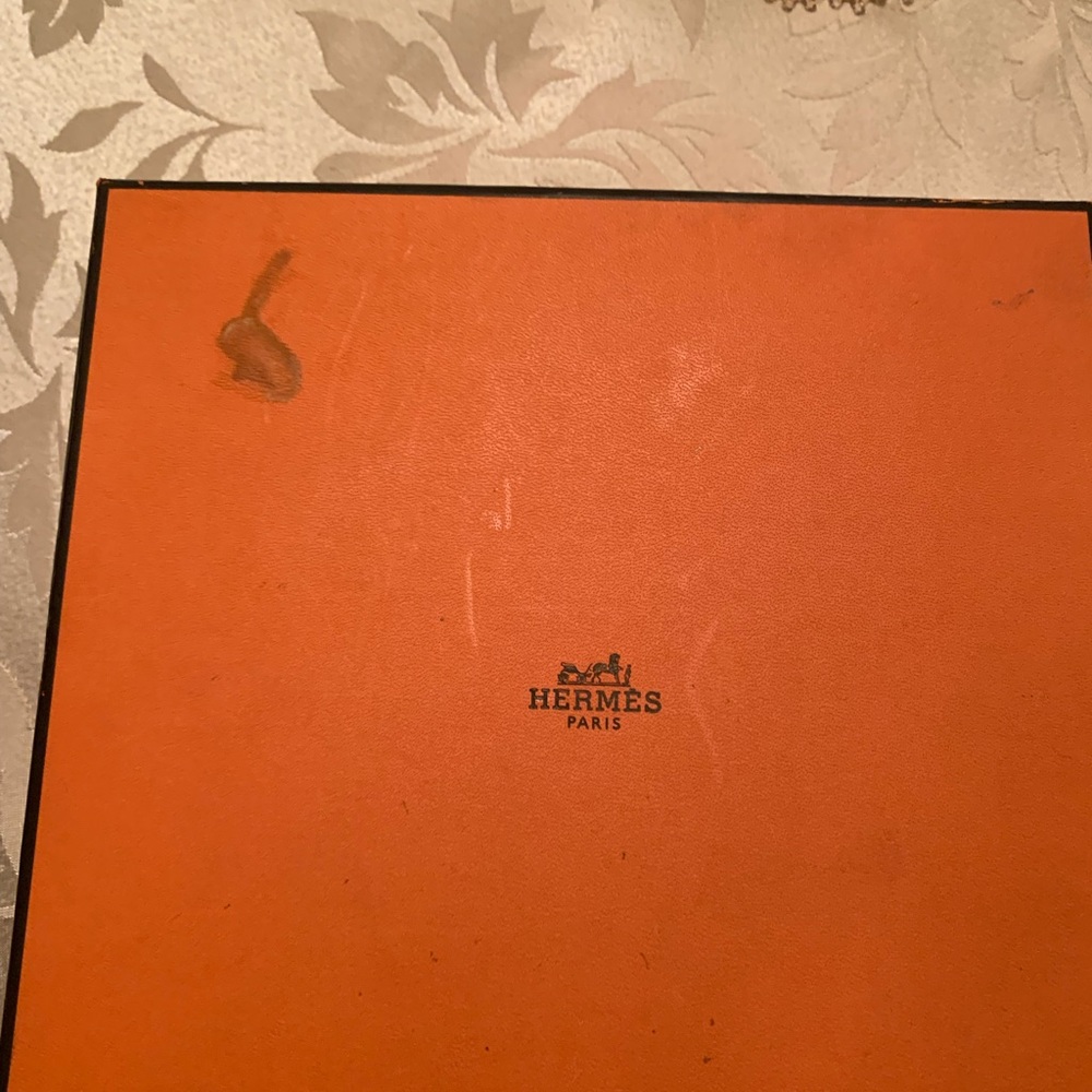 Hermes men reversible belt . 100% Authentic.